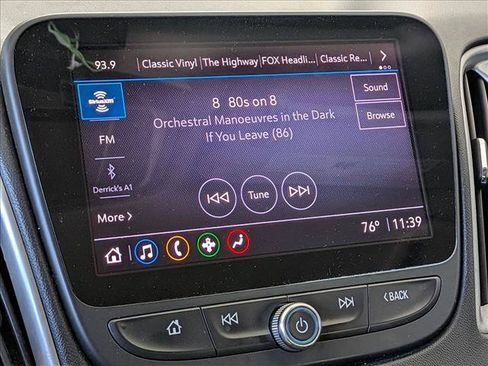 Used 2022 Chevrolet Malibu LT FWD image 5
