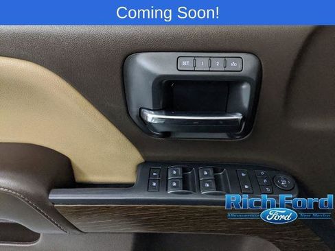 Used 2017 GMC Sierra 2500 Denali w/ Duramax Plus Package image 15