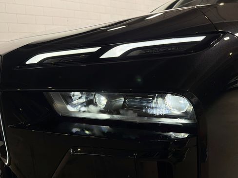 New 2026 BMW 740i RWD image 9