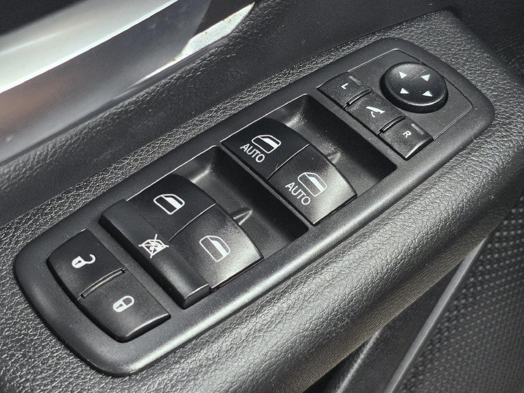 Used 2019 RAM 1500 Big Horn RWD image 28