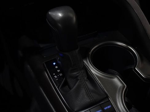 Used 2023 Toyota Camry SE image 24