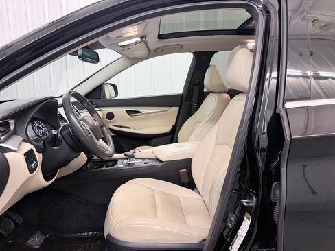 Used 2019 INFINITI QX50 Luxe w/ Navigation Package AWD/4WD image 10