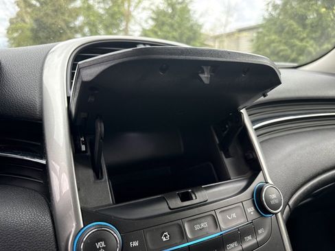 Used 2016 Chevrolet Malibu LTZ FWD image 27