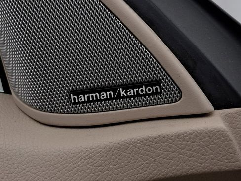 Used 2017 Mercedes-Benz E 400 4MATIC Coupe image 15