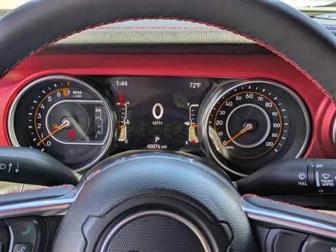 Used 2023 Jeep Gladiator Rubicon w/ LED Lighting Group image 16