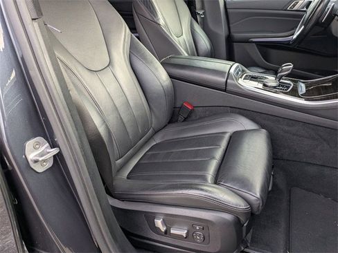 Used 2020 BMW X5 xDrive40i w/ Premium Package image 18