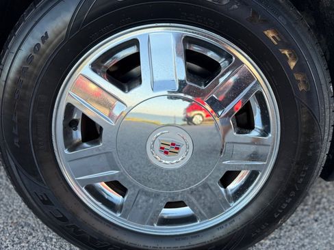 Used 2007 Cadillac DTS FWD image 25
