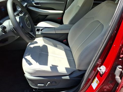 Used 2024 Hyundai Sonata SEL FWD image 11