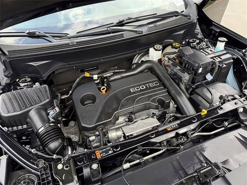 Used 2021 GMC Terrain SLE w/ Driver Convenience Package image 25