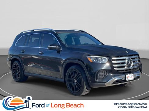 Used 2024 Mercedes-Benz GLS 450 4MATIC image 1
