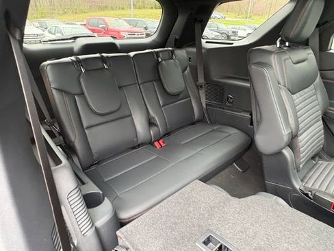 New 2026 Ford Explorer ST-Line image 32