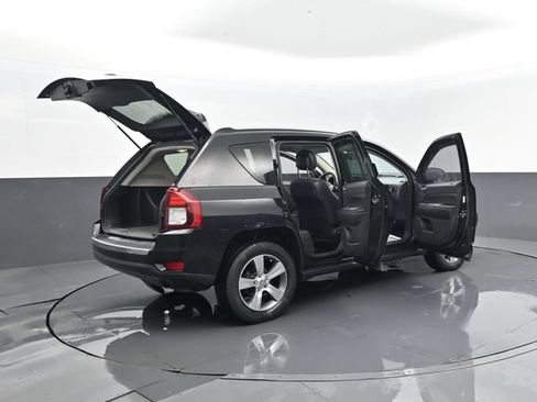 Used 2016 Jeep Compass High Altitude AWD/4WD image 30
