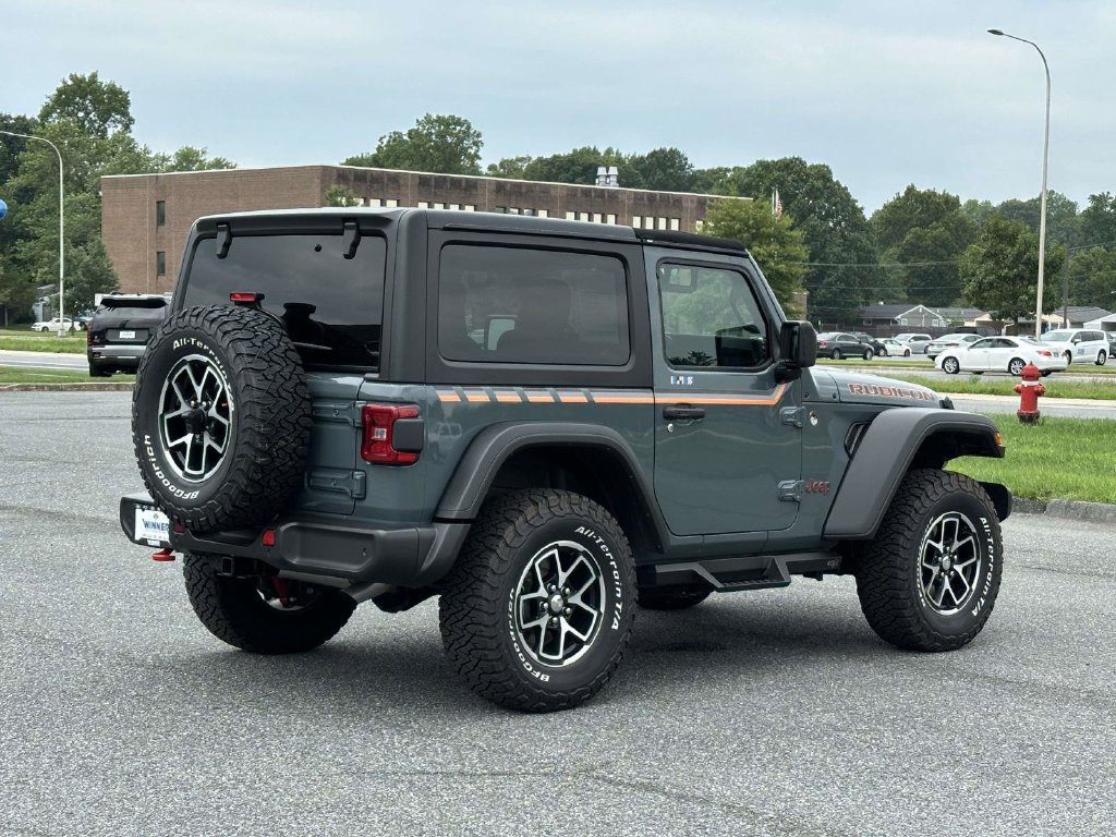 Used 2026 Jeep Wrangler Rubicon w/ Safety Group AWD/4WD image 4