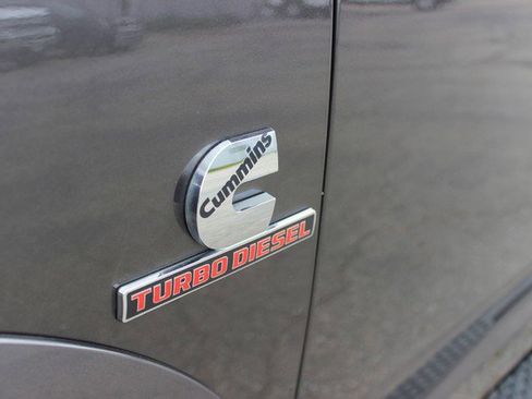 Used 2017 RAM 2500 Laramie w/ Cold Weather Group AWD/4WD image 2