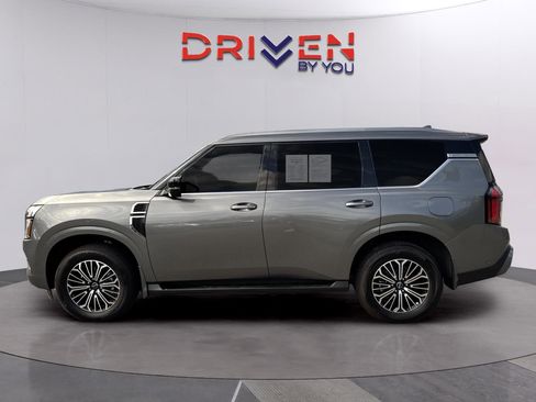 Used 2025 Nissan Armada SL w/ Captain's Chari Seat Package RWD image 2