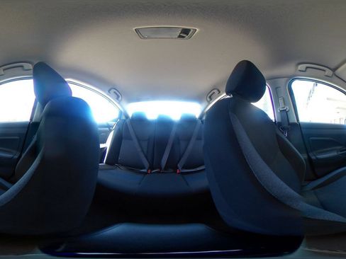 Used 2025 Nissan Versa SV FWD image 41