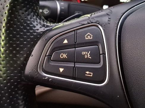 Used 2016 Mercedes-Benz C 300 4MATIC Sedan image 16