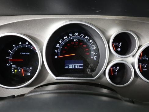 Used 2015 Toyota Sequoia Platinum AWD/4WD image 34