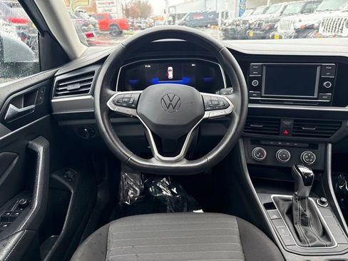 Used 2024 Volkswagen Jetta S image 18