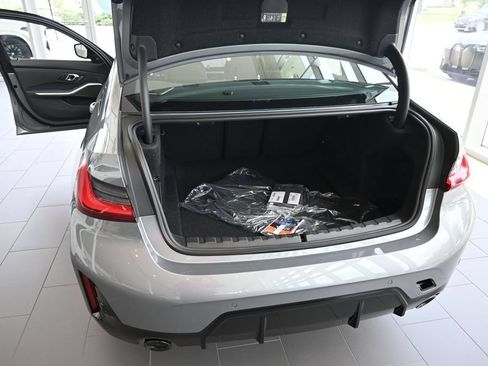 Used 2026 BMW 330i xDrive Sedan w/ M Sport Package AWD/4WD image 12