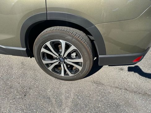 Used 2024 Subaru Forester Limited image 10