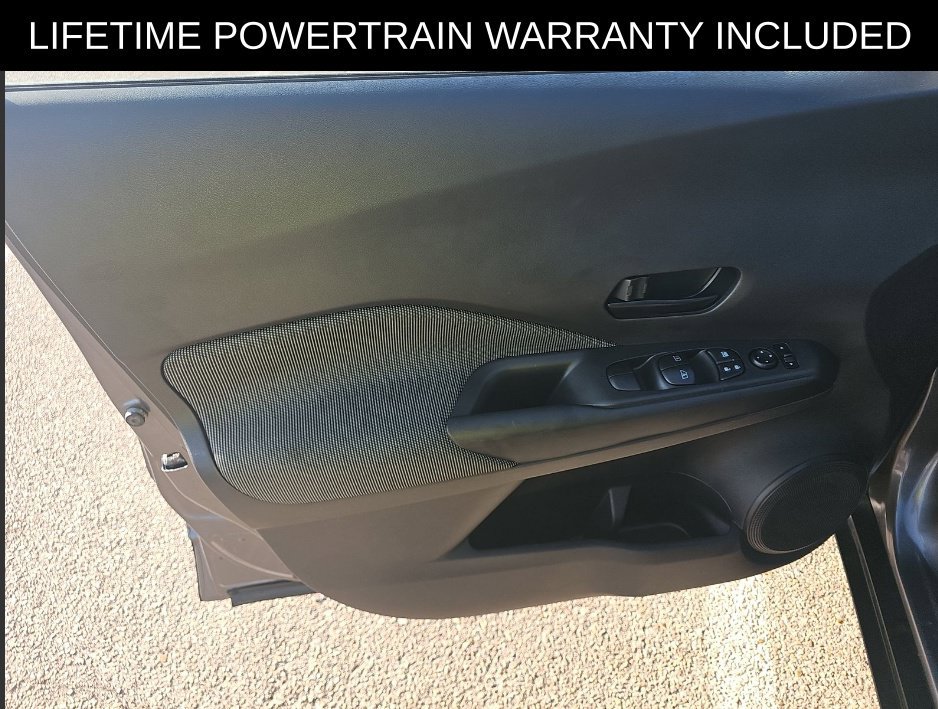 Used 2020 Nissan Kicks S FWD image 9
