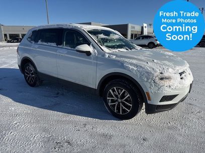 Used 2020 Volkswagen Tiguan SE w/ Panoramic Sunroof Package
