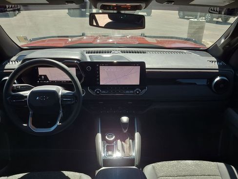 Certified 2024 Chevrolet Colorado Z71 w/ Z71 Convenience Package 2 image 21