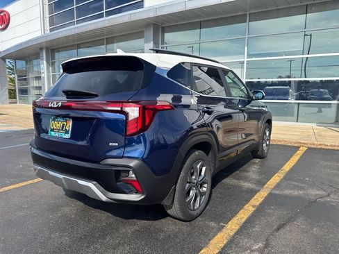 Used 2024 Kia Seltos S AWD/4WD image 15