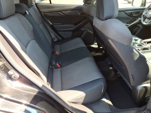 Used 2021 Subaru Crosstrek 2.0i AWD/4WD image 25