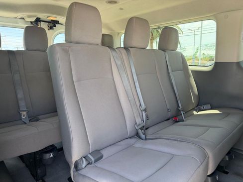 Used 2015 Nissan NV 3500 SV w/ Technology Package RWD image 40