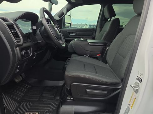 Used 2025 RAM 1500 Tradesman AWD/4WD image 18