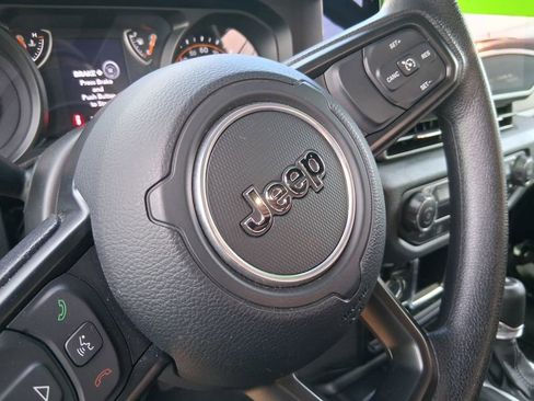 Certified 2024 Jeep Wrangler Sport AWD/4WD image 19