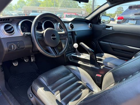 Used 2009 Ford Mustang GT RWD image 10