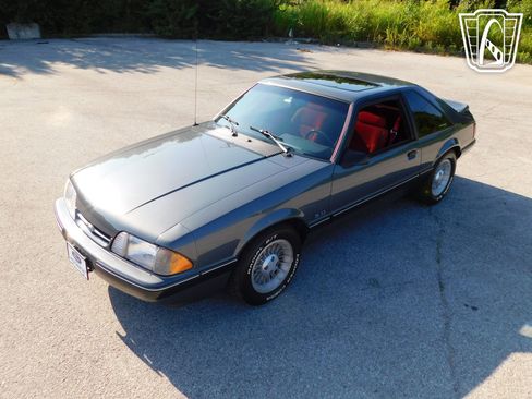 Used 1987 Ford Mustang LX image 10