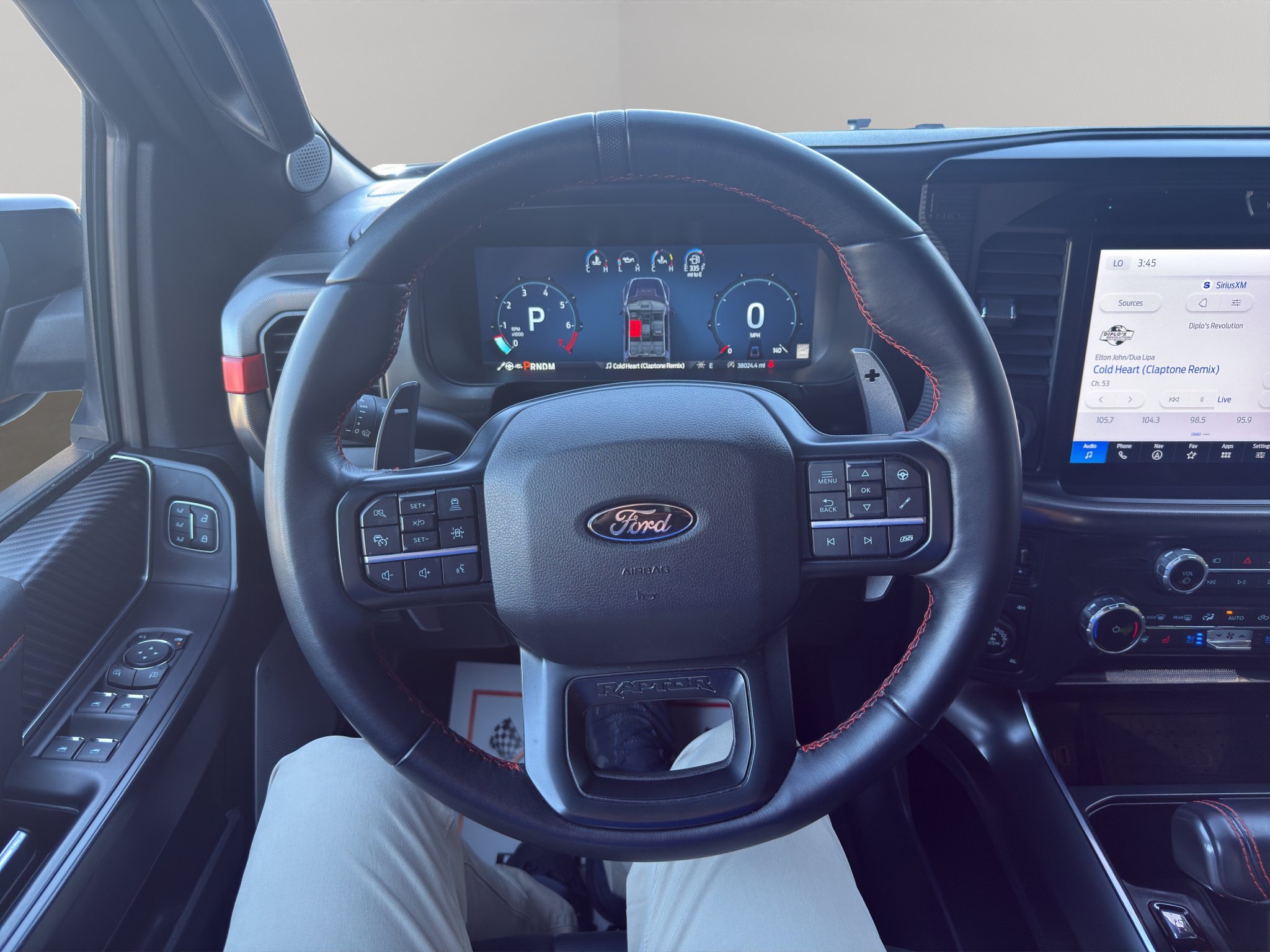 Used 2025 Ford F150 Raptor AWD/4WD image 25