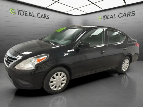 Used 2018 Nissan Versa S Plus FWD image 1