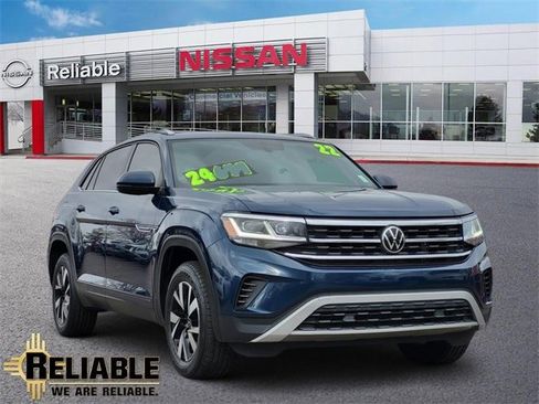 Used 2022 Volkswagen Atlas Cross Sport SE image 1