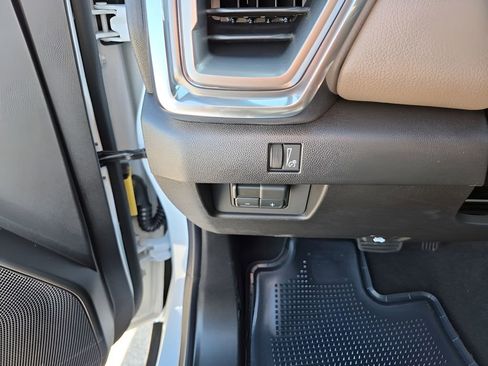 New 2026 GMC Canyon Denali AWD/4WD image 38
