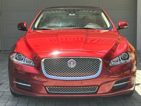 Used 2014 Jaguar XJ L Portfolio RWD image 25