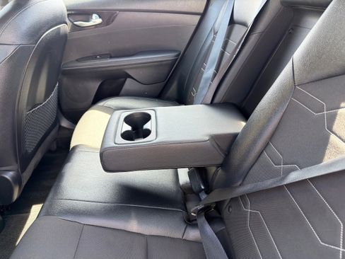 Used 2023 Kia Forte GT-Line w/ GT-Line Technology Package image 18