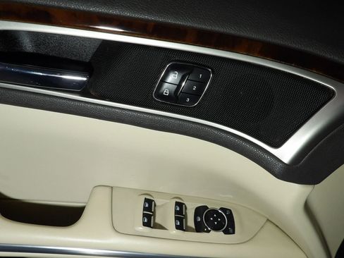 Used 2014 Lincoln MKZ AWD w/ Equipment Group 101A Select image 8