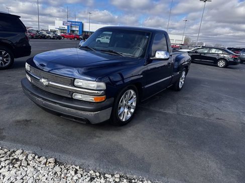 Used 2002 Chevrolet Silverado 1500 LS w/ Ride Control Suspension Pkg image 8