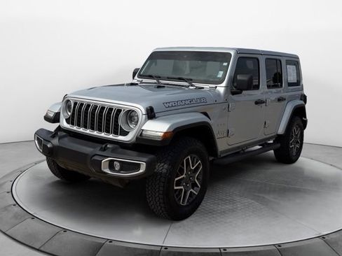 Used 2024 Jeep Wrangler Unlimited Sahara w/ Technology Group AWD/4WD image 7