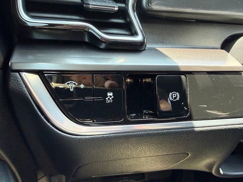 Used 2023 Kia Sportage EX FWD image 38