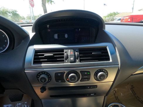 Used 2004 BMW 645Ci Convertible image 11