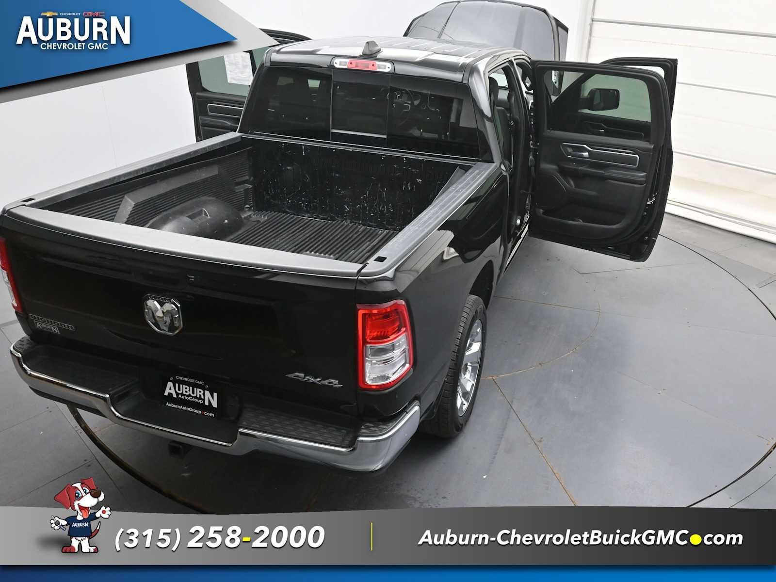 Used 2023 RAM 1500 Big Horn AWD/4WD image 40