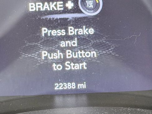 Used 2023 Dodge Charger SXT image 10