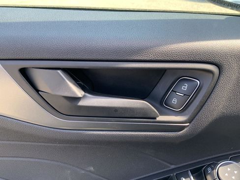 Used 2024 Ford Escape FWD image 22