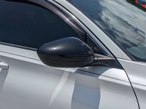 Used 2022 Honda Accord Sport image 12